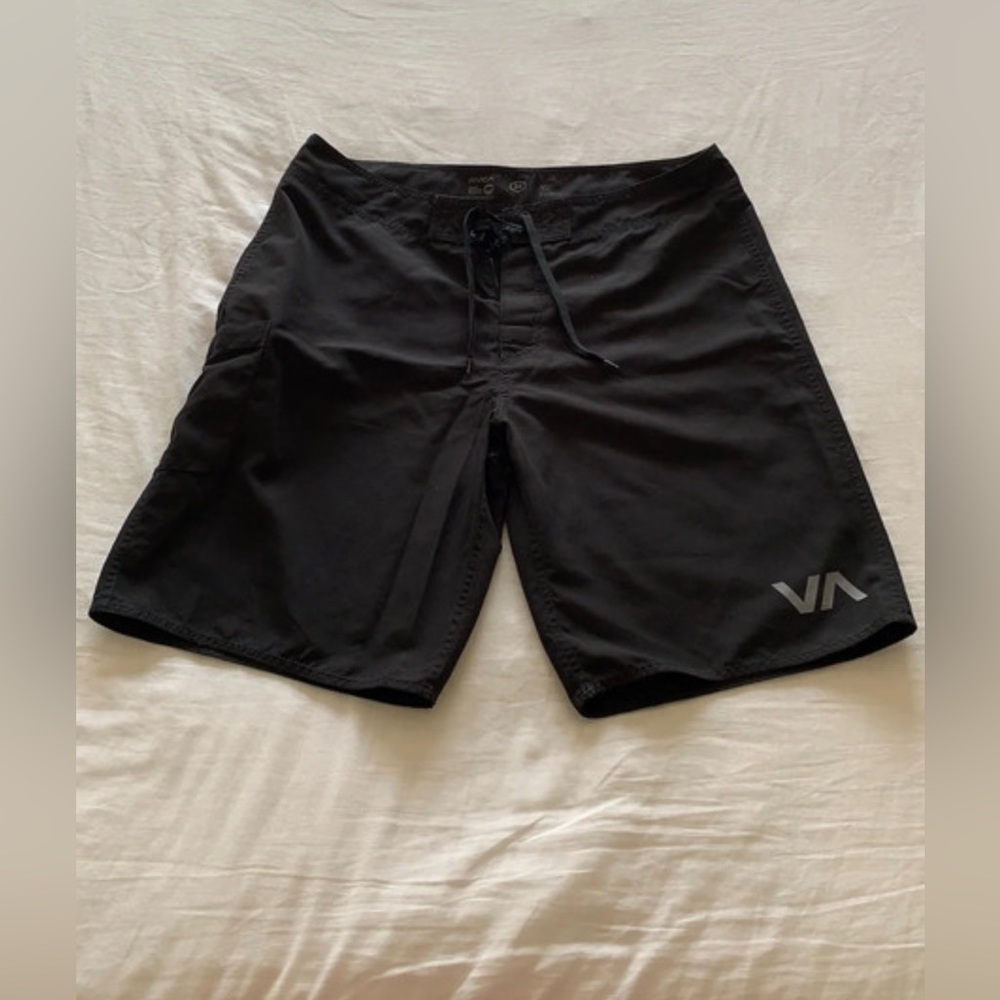 Men’s board shorts